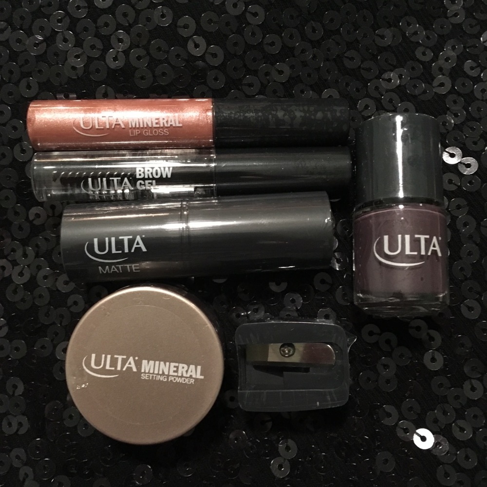 Ulta Makeup Set - Picture 3 of 4